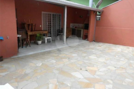 Casa à venda com 4 quartos em Capela, Vinhedo, SP