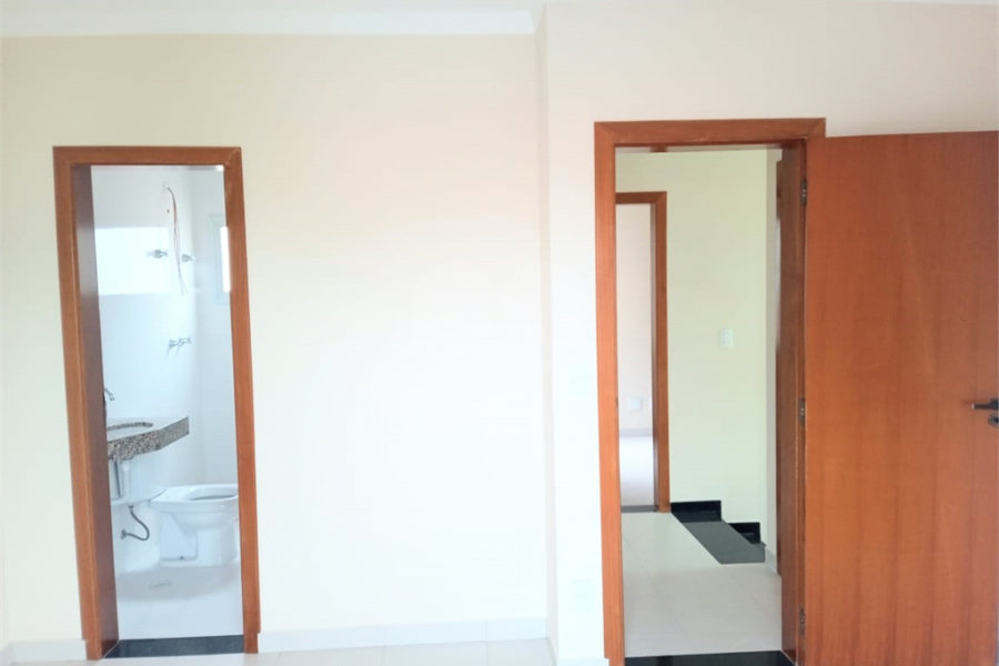Casa à venda com 3 quartos, sendo 1 suíte, no condomínio Residencial Vila Primavera (zona Norte), São Paulo - SP