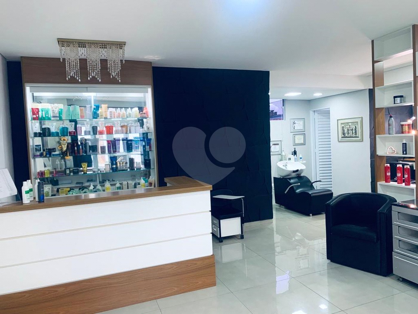 SALA COMERCIAL PROXIMO A UNIMED VILA NERY