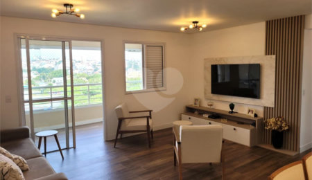 Apartamento à venda com 2 quartos, sendo 1 suíte, no Centro, São Bernardo do Campo, SP
