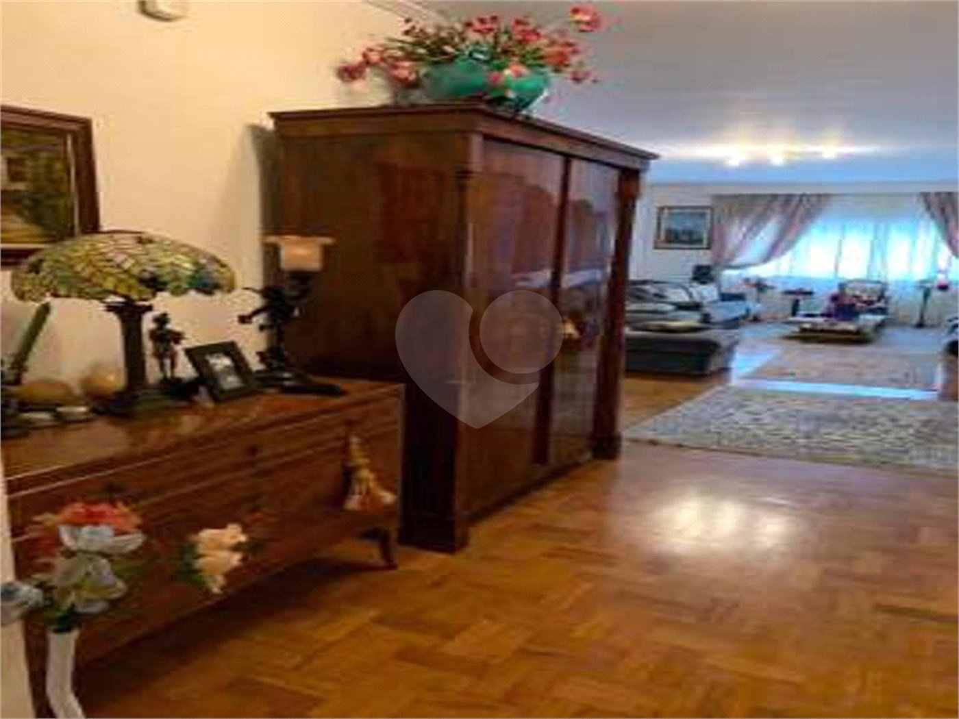 Apartamento à venda com 3 quartos, sendo 1 suíte, em Jardim Paulista, São Paulo, SP