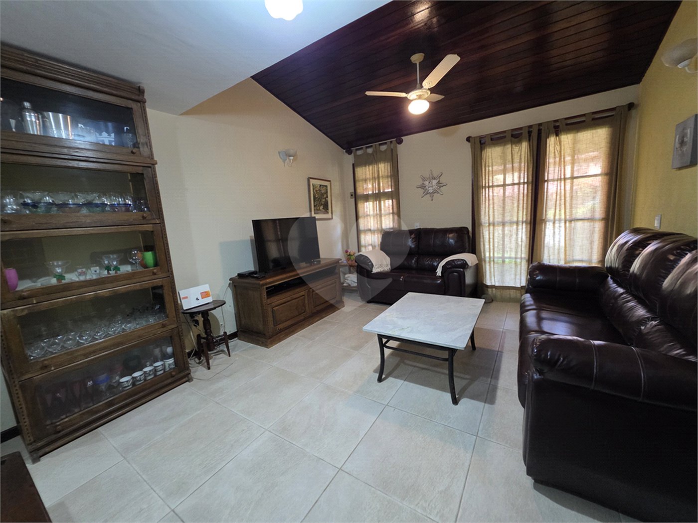 Casa à venda com 4 quartos, sendo 2 suítes, em Geribá, Armação dos Búzios, RJ