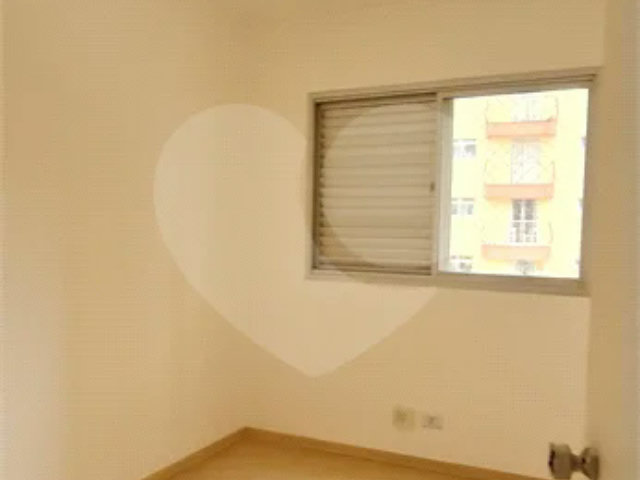 Apartamento à venda com 2 quartos, sendo 1 suíte,  em Santa Teresinha, São Paulo, SP