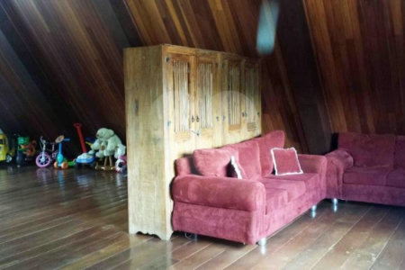 Sobrado à venda com 4 quartos, sendo 2 suítes, em Alto da Boa Vista, São Paulo, SP