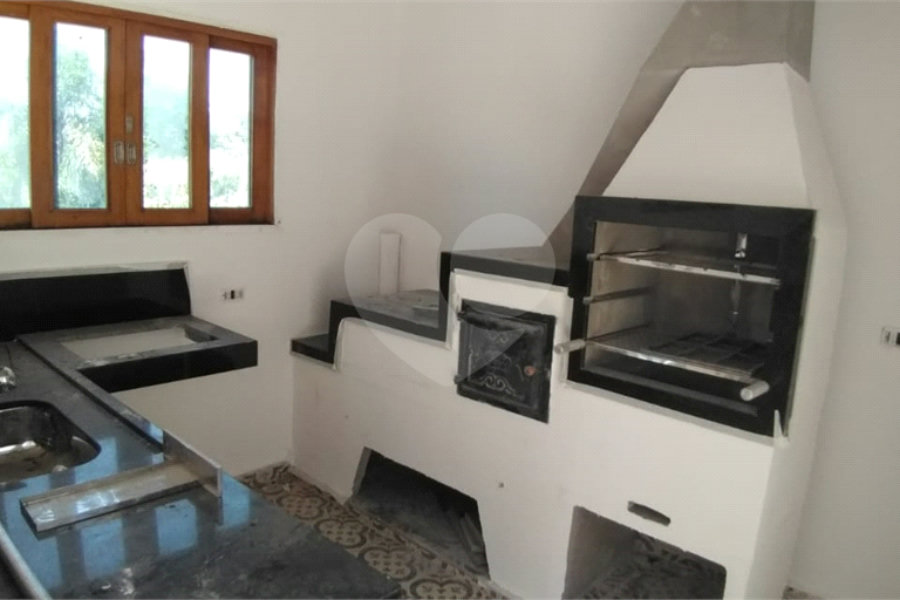 Casa à venda com 4 quartos, sendo 2 suítes, em Barreiro, Mairiporã, SP