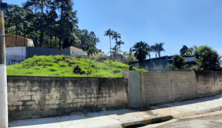 Terreno à venda em Jardim Marajoara, São Paulo, SP