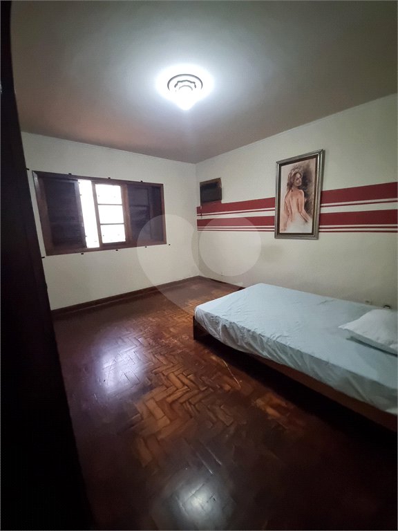 Casa à venda com 3 quartos, sendo 1 suíte,  em Jardim Leonor Mendes de Barros, São Paulo, SP