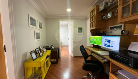 Apartamento à venda com 4 quartos, sendo 2 suítes,  em Santana, São Paulo, SP
