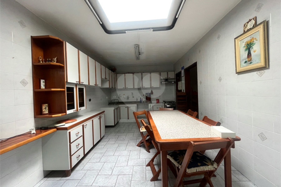 Casa à venda com 4 quartos, sendo 1 suíte, em Jardim França, São Paulo, SP