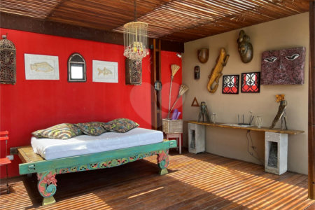 Casa à venda com 5 quartos, sendo 4 suítes,  em Albatroz, Armação dos Búzios, RJ
