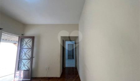 Casa à venda com 1 suíte em Vila Carolina, Itapetininga, SP