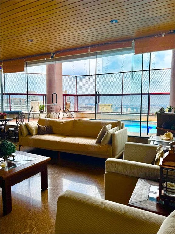Apartamento à venda com 4 suítes em Vila Suzana, São Paulo, SP
