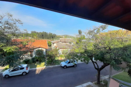 Casa à venda com 3 suítes no condomínio Villaggio Capriccio, Louveira - SP