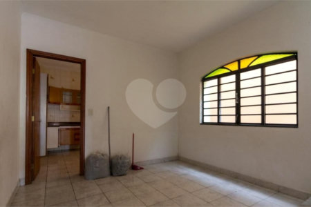 Sobrado à venda com 3 quartos, sendo 1 suíte, em Vila Vasconcelos, São Paulo, SP