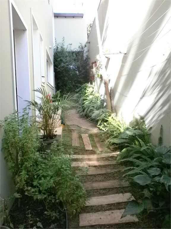 Casa à venda com 3 suítes em Bosque, Vinhedo, SP