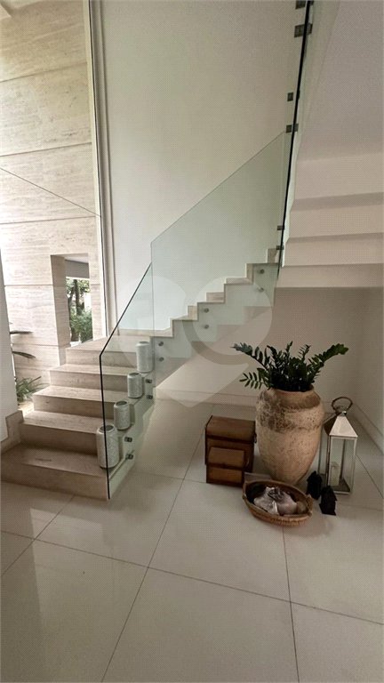 Casa à venda com 5 suítes no condomínio Residencial Morumbi, São Paulo - SP