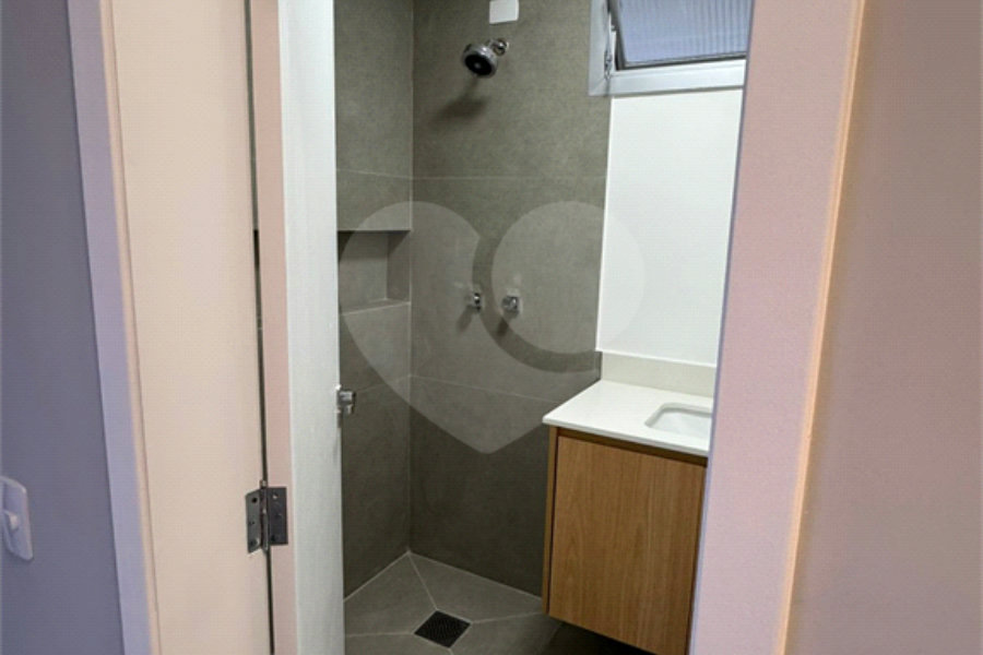 Apartamento à venda com 2 quartos em Vila Madalena, São Paulo, SP