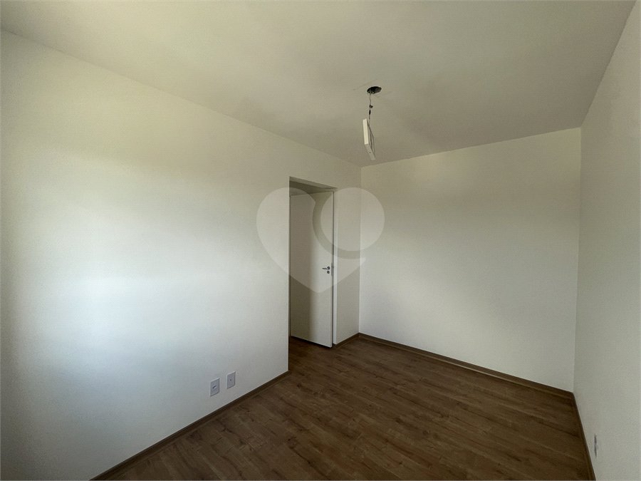Apartamento à venda com 2 quartos em Vila Regina, Itapetininga, SP