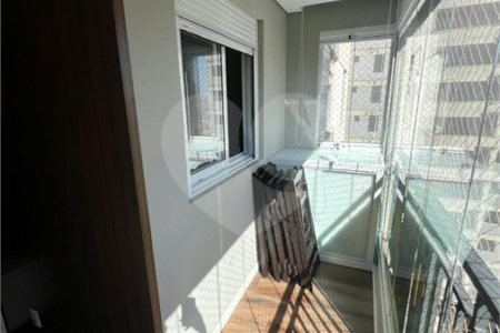 Apartamento à venda com 3 quartos, sendo 1 suíte,  em Jardim Flor da Montanha, Guarulhos, SP