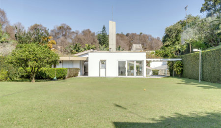 Casa à venda ou para alugar com 3 quartos, sendo 1 suíte,  no condomínio Chácara Flora, São Paulo - SP