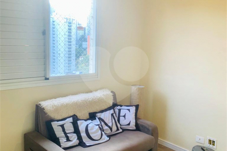 Apartamento à venda ou para alugar com 3 quartos, sendo 2 suítes, em Morumbi, São Paulo, SP