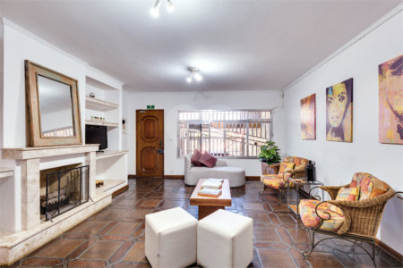 Casa à venda com 3 quartos, sendo 1 suíte, em Vila Arriete, São Paulo, SP