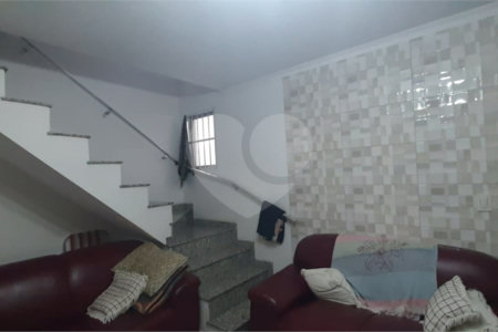Sobrado à venda com 5 quartos em Vila Cunha Bueno, São Paulo, SP