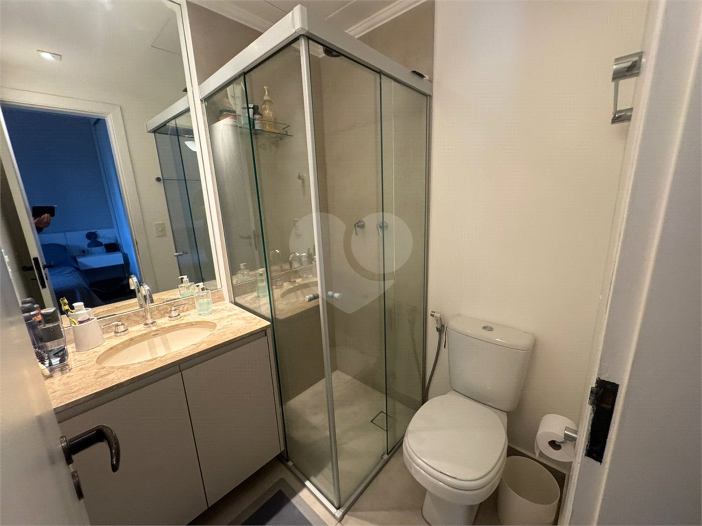 Apartamento à venda com 3 suítes em Indianópolis, São Paulo, SP