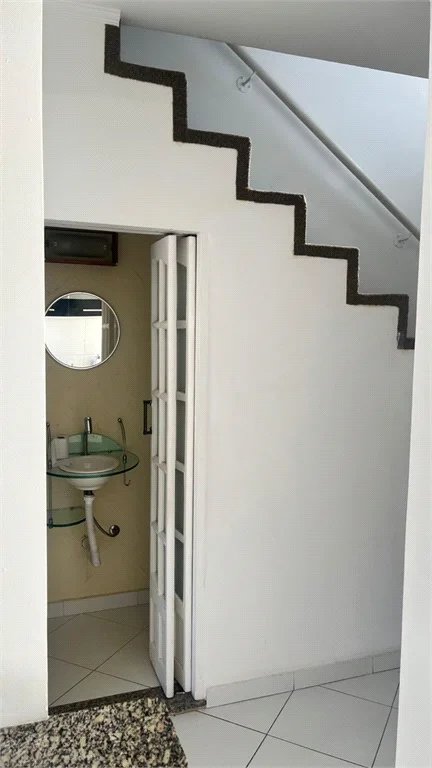 Casa à venda com 2 quartos no condomínio Refugio Canta Galo, Cotia - SP