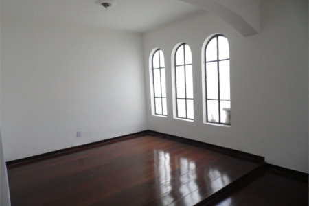 Casa à venda com 5 quartos, sendo 3 suítes, em Vila São Francisco, São Paulo, SP