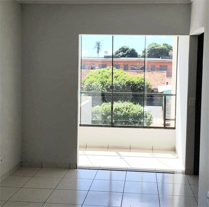 Apartamento à venda com 2 quartos em Jardim Central, Dourados, MS