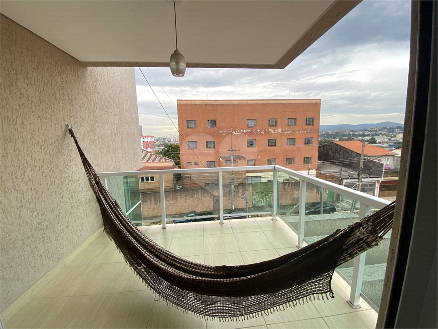 Sobrado à venda com 3 quartos, sendo 1 suíte,  em Jardim Vila Galvão, Guarulhos, SP