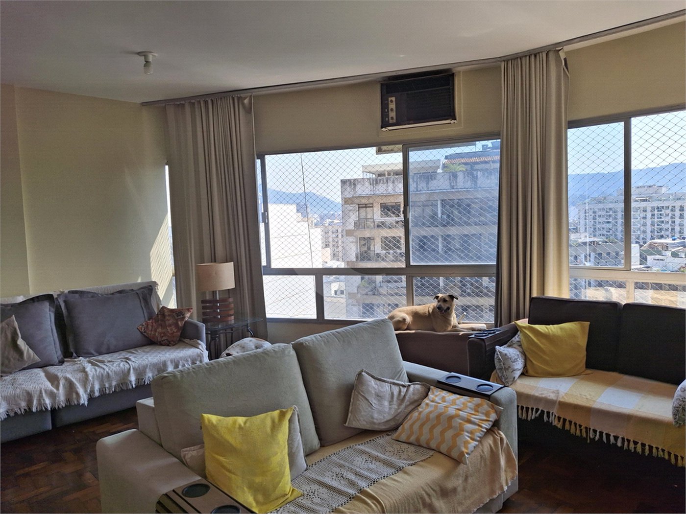 Apartamento à venda com 4 quartos, sendo 1 suíte, em Tijuca, Rio de Janeiro, RJ