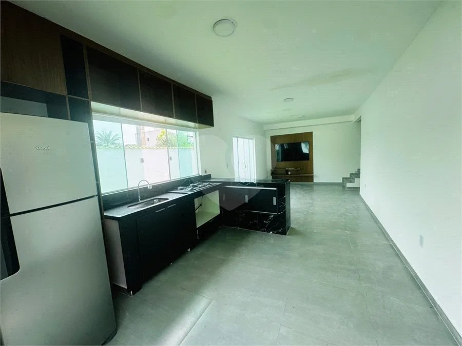 Casa para venda e locação anual com 3 quartos independente em São José em Búzios
