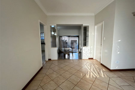 Sobrado à venda com 3 quartos, sendo 1 suíte,  em Parque dos Bandeirantes, Ribeirão Preto, SP