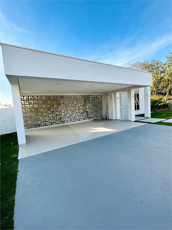 Casa à venda com 3 quartos, sendo 1 suíte, no condomínio Santa Mônica, Itu - SP