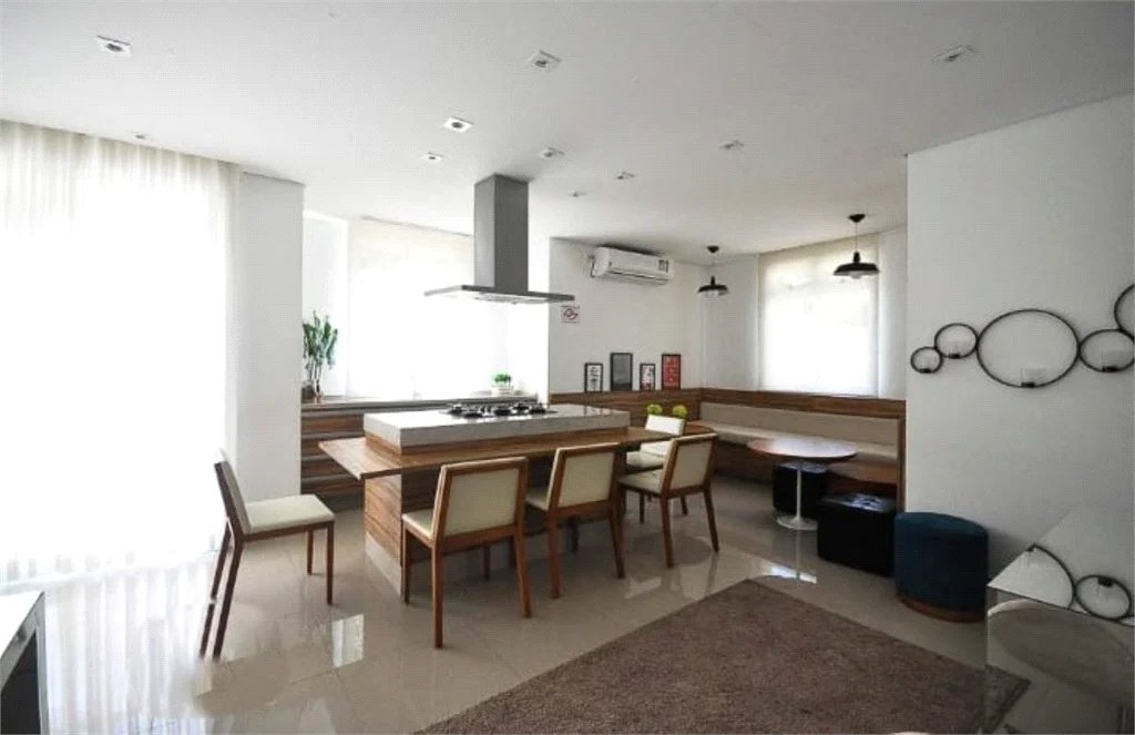 Apartamento à venda com 2 quartos, sendo 1 suíte, em Vila Suzana, São Paulo, SP