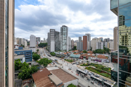 Apartamento à venda com 3 suítes em Vila Nova Conceição, São Paulo, SP