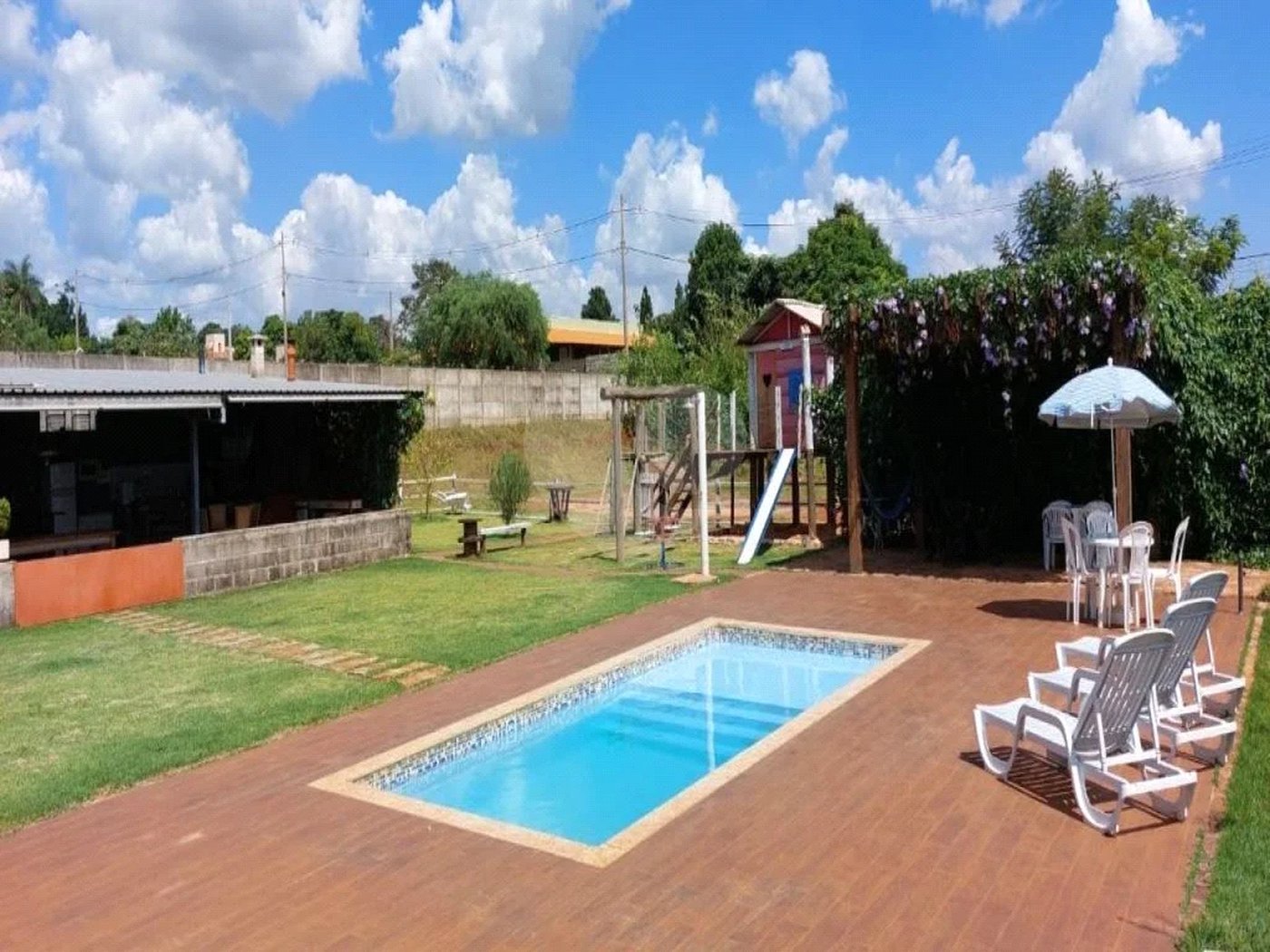 Chácara à venda com 4 quartos, sendo 1 suíte,  em Jardim dos Ipês, Brodowski, SP
