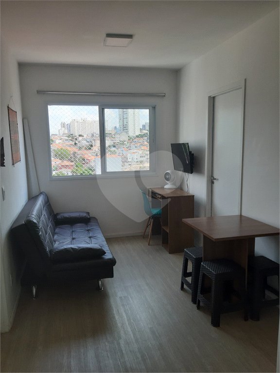 Apartamento com 34m², 2 quartos, à venda no Cambuci