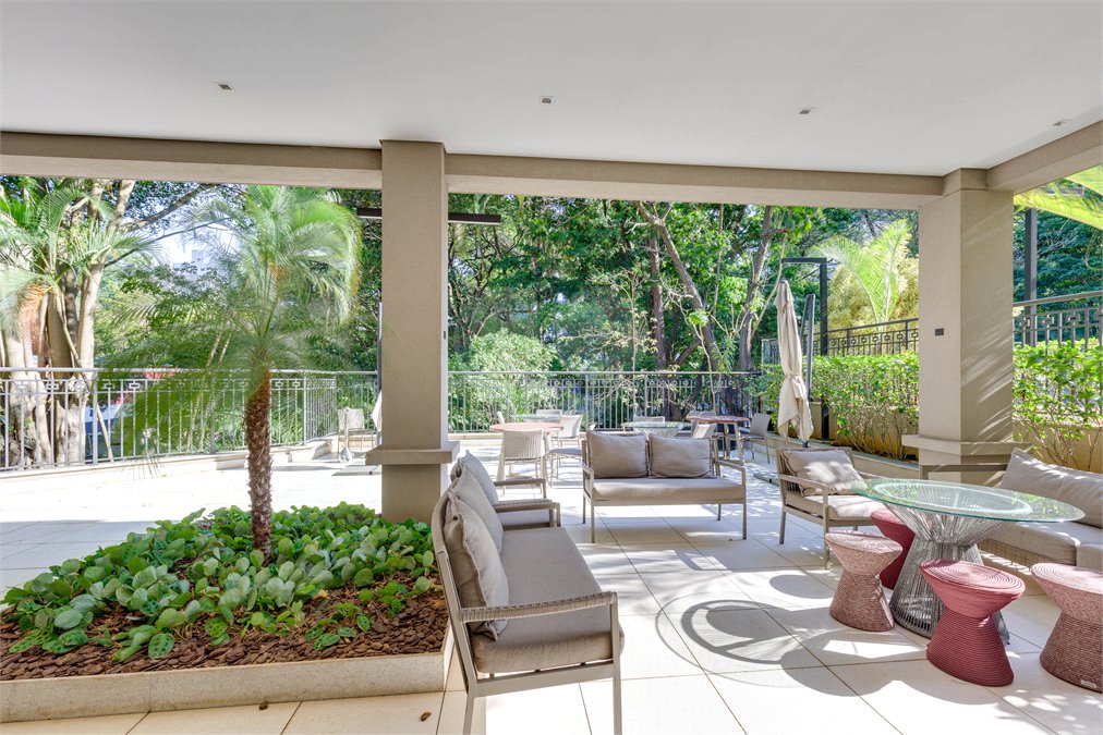 Apartamento para alugar com 3 suítes em Chácara Santo Antônio, São Paulo, SP