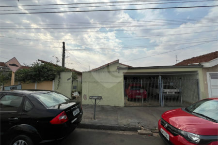 Casa a venda com 5 dormitórios no Boa Vista