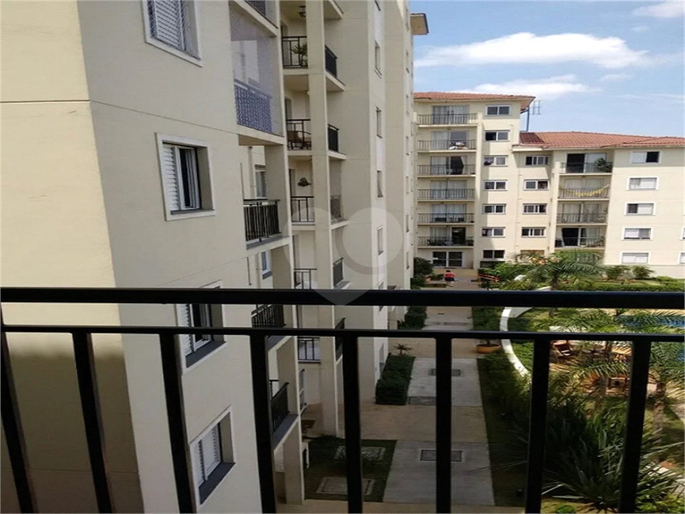 Apartamento à venda, com 1 quarto, armários, varanda, 1 vaga no Jaraguá em São Paulo