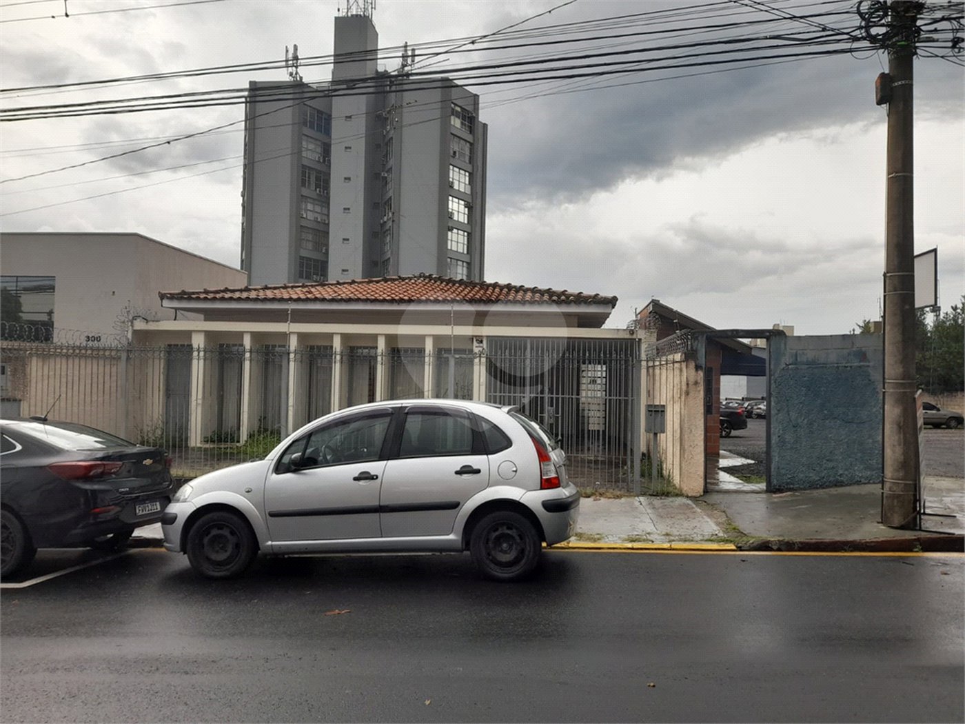 Casa à venda próxima à Santa Casa – Ideal para clínica ou consultório!