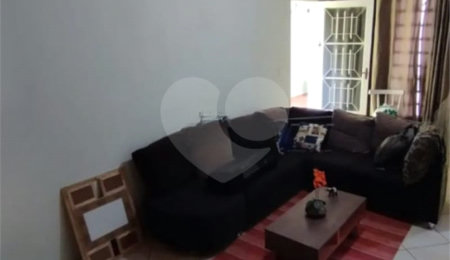 Casa Térrea à venda com 3 quartos em Vila Carmem, São Carlos, SP