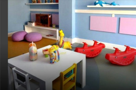Apartamento á venda com 245m² com 4 dormitórios, 4 vagas CHÁCARA KLABIN Com área de lazer.