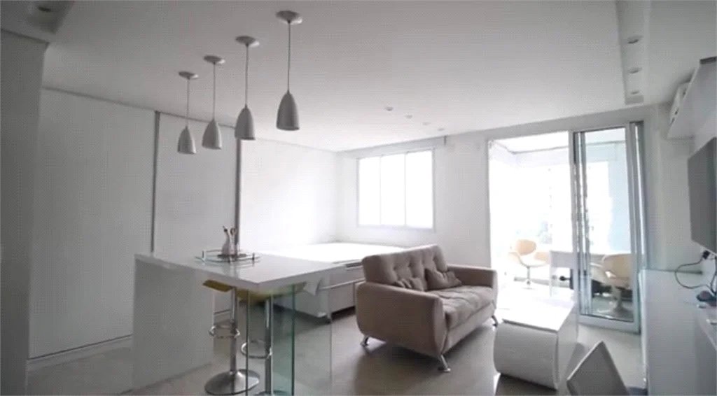 LINDO APARTAMENTO DE 42M² COM SUITE E VAGA DE GARAGEM LOCALIZADO NO PARAISO