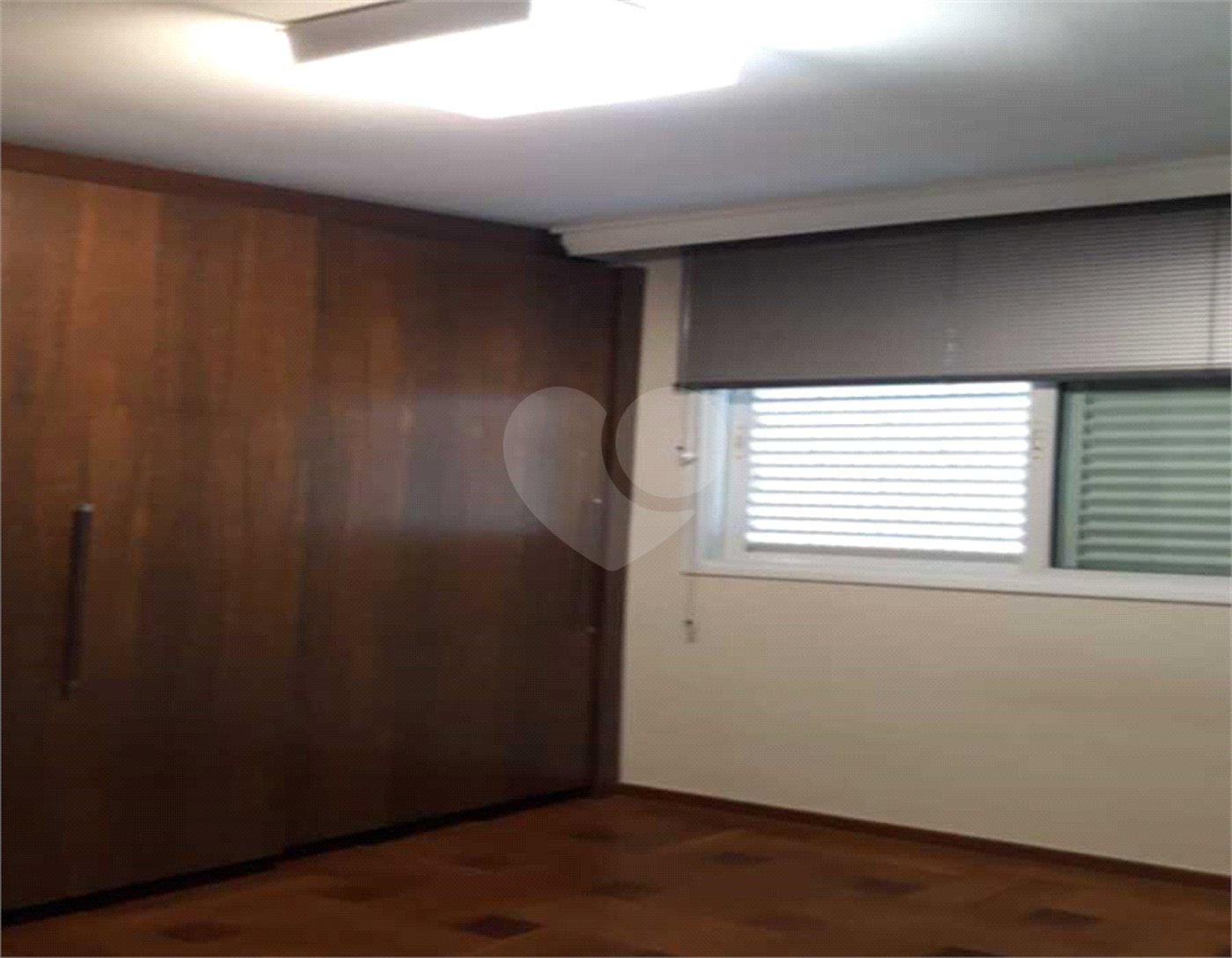 Lindo Apto Edifício Raquel Venda com Sacada gourmet.com 03 dormitórios 01 suíte