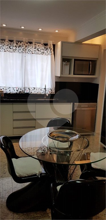 APARTAMENTO DE FINO TRATO - UM POR ANDAR NA MOOCA BELO