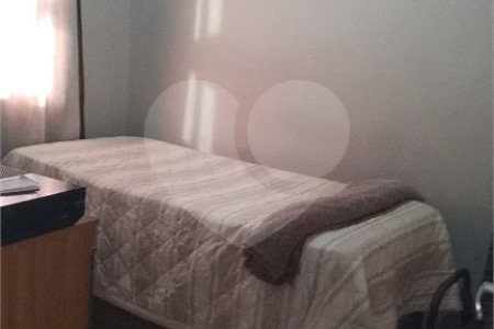 Apartamento 3 dormitórios Cond. Laranjeiras.